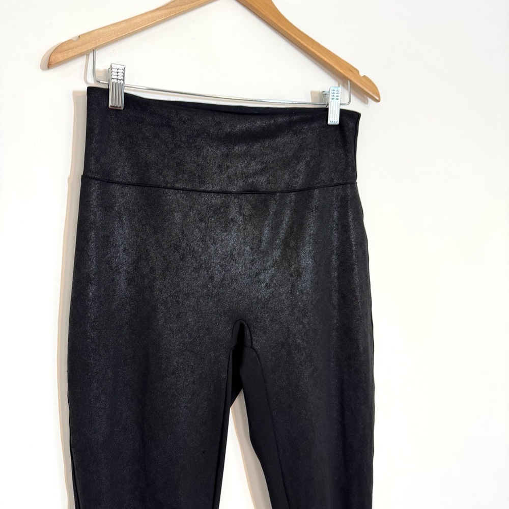 Assets Red Hot Label by SPANX High-Waisted Black Faux Leather Leggings Large - Picture 4 of 12